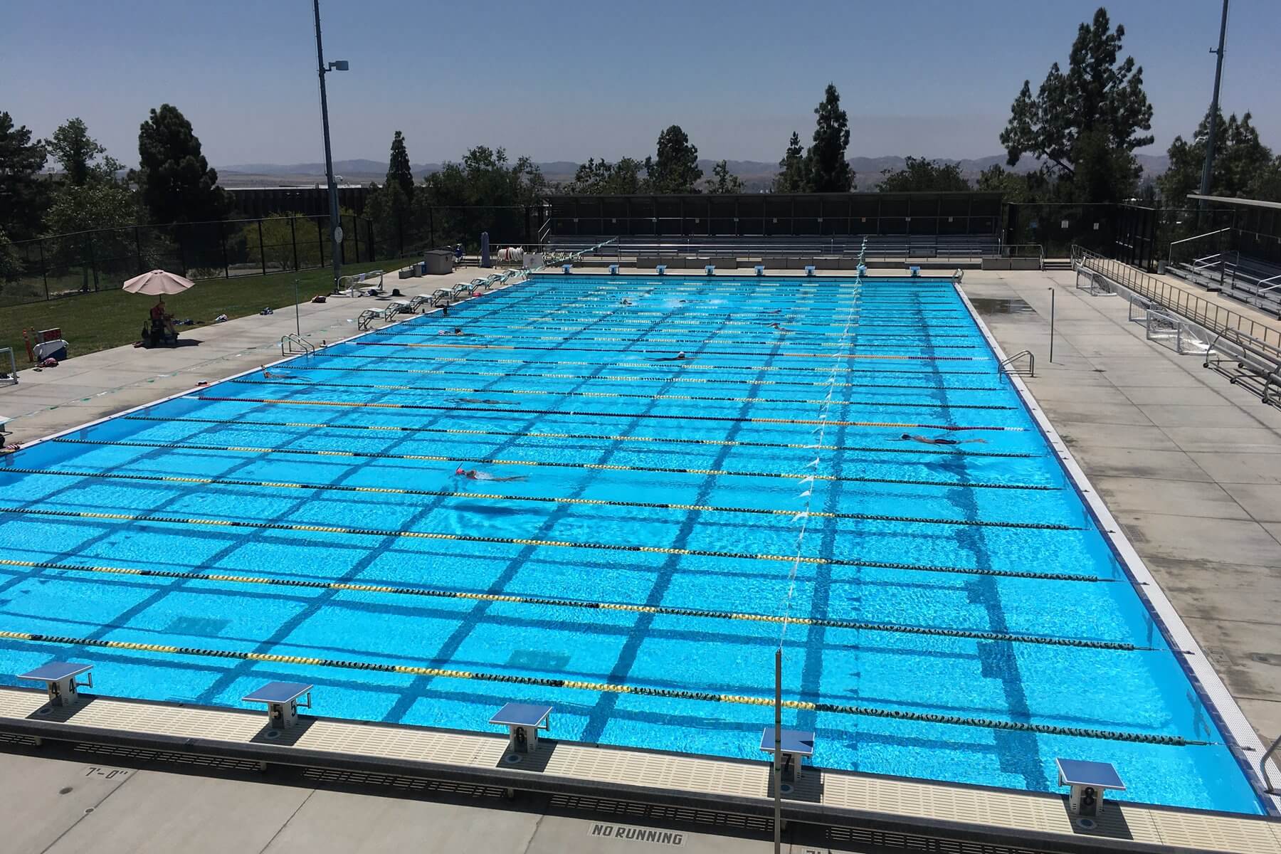 克拉夫顿山学院奥运规格游泳池